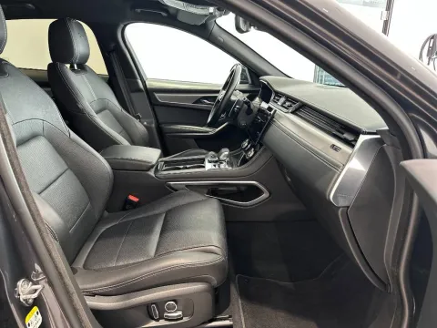 Jaguar F-Pace 2.0d i4 mhev R-Dynamic S awd 204cv auto - Immagine 19