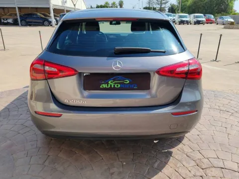 Mercedes A 200 d Executive - Immagine 6