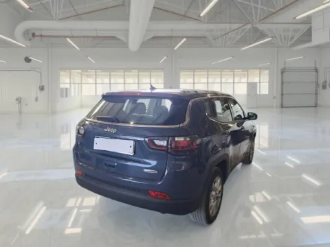 Jeep Compass 1.6 mjt Business 2wd 130cv - Immagine 3