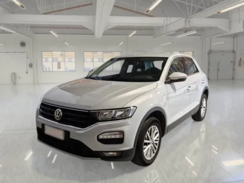 Volkswagen T-Roc 1.6 tdi Business - Immagine 1