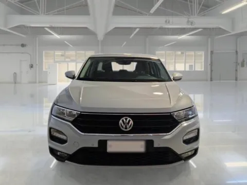 Volkswagen T-Roc 1.6 tdi Business - Immagine 2