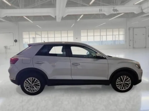 Volkswagen T-Roc 1.6 tdi Business - Immagine 5
