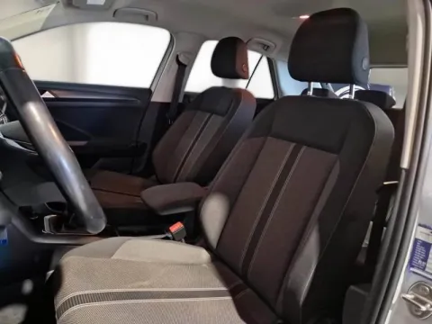 Volkswagen T-Roc 1.6 tdi Business - Immagine 9