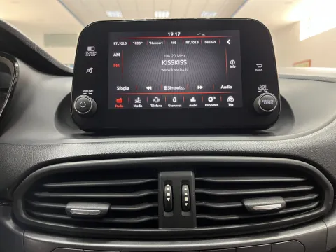 Fiat Tipo 5p 1.6 mjt S-Design s&s 120cv my20 - Immagine 18