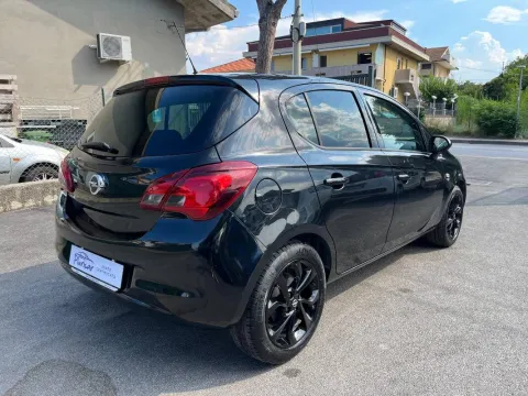 Opel Corsa 5p 1.2 Black Edition my18.5 - Immagine 5