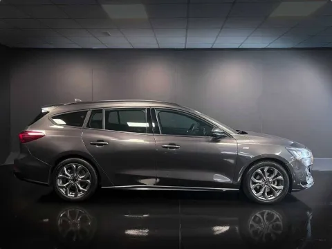 Ford Focus SW 1.0 ecoboost ST-Line s&s 125cv - Immagine 4