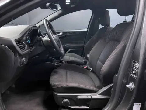 Ford Focus SW 1.0 ecoboost ST-Line s&s 125cv - Immagine 10