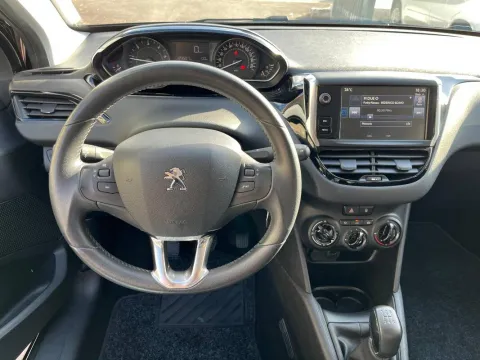 Peugeot 208 5p 1.6 bluehdi Allure 75cv - Immagine 16