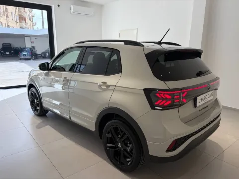 Volkswagen T-Cross 1.0 tsi R-Line 115cv - Immagine 6