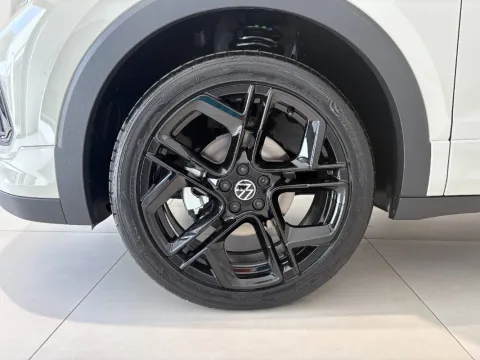 Volkswagen T-Cross 1.0 tsi R-Line 115cv - Immagine 9