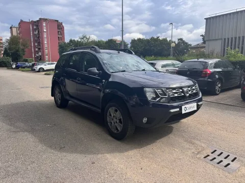 Dacia Duster 1.6 Laureate 4x2 105cv - Immagine 3
