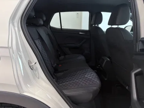 Volkswagen T-Cross 1.0 tsi R-Line 115cv - Immagine 23