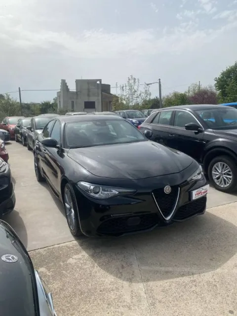 Alfa Romeo Giulia 2.2 t Veloce TI Q4 210cv awd auto - Immagine 2
