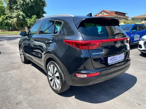 Kia Sportage 1.7 crdi Business Class Style Pack 2wd 115cv - Immagine 3