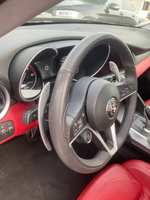Alfa Romeo Giulia 2.2 t Veloce TI Q4 210cv awd auto - Immagine 11