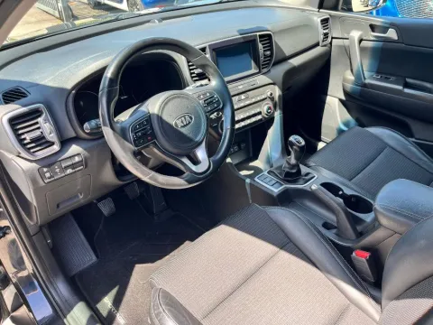 Kia Sportage 1.7 crdi Business Class Style Pack 2wd 115cv - Immagine 9