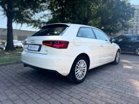 Audi A3 1.6 tdi Ambition - Immagine 5