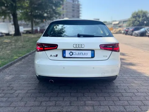 Audi A3 1.6 tdi Ambition - Immagine 6