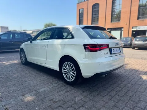 Audi A3 1.6 tdi Ambition - Immagine 7