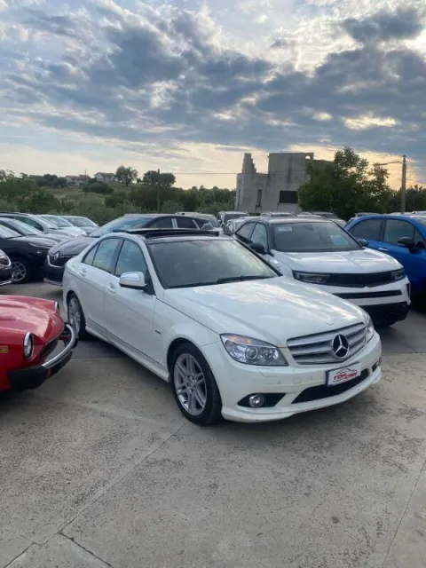 Mercedes C 220 cdi Avantgarde AMG - Immagine 3