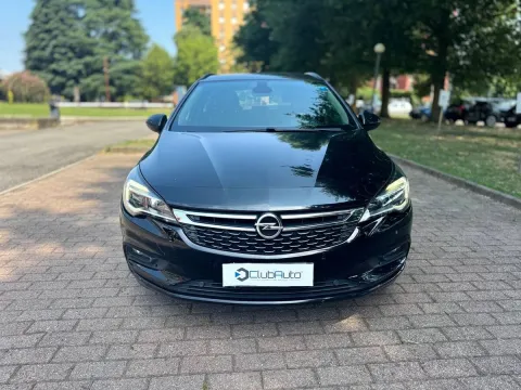 Opel Astra Sports Tourer 1.6 cdti Innovation s&s 110cv - Immagine 2