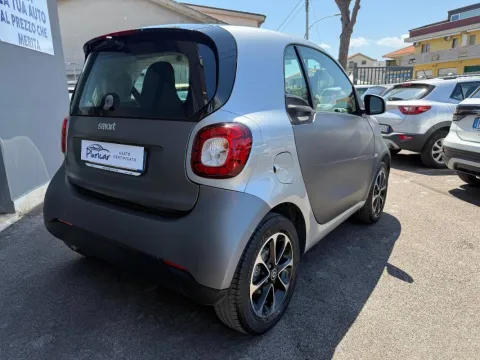 Smart Fortwo 1.0 Passion 71cv twinamic - Immagine 5