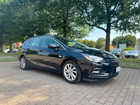Opel Astra Sports Tourer 1.6 cdti Innovation s&s 110cv - Immagine 3
