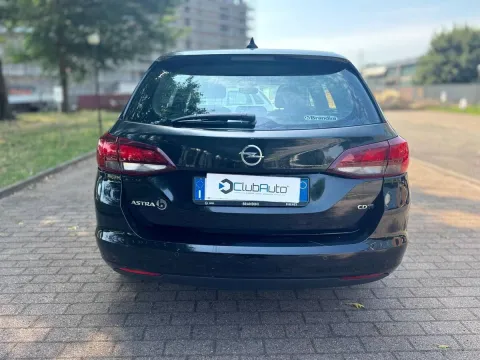 Opel Astra Sports Tourer 1.6 cdti Innovation s&s 110cv - Immagine 6