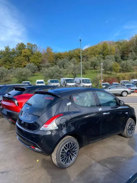 Lancia Ypsilon 1.2 Gold Plus Gpl 69cv - Immagine 4