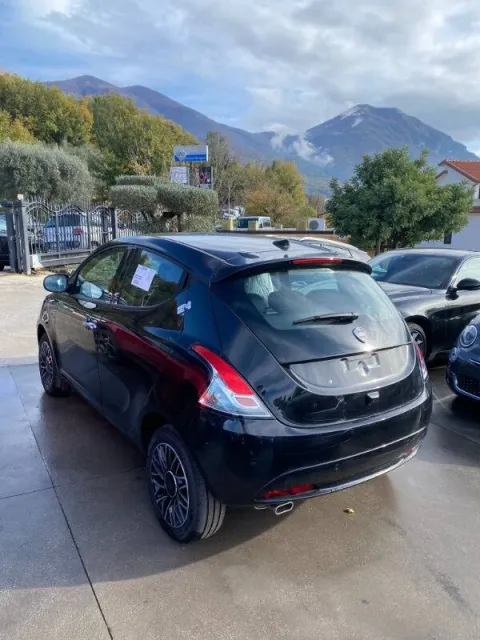 Lancia Ypsilon 1.2 Gold Plus Gpl 69cv - Immagine 5