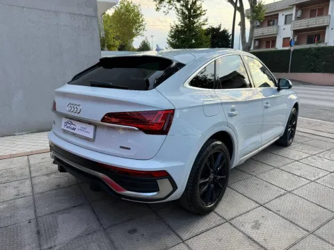 Audi Q5 Sportback 40 2.0 tdi mhev 12V S line Plus quattro s-tronic - Immagine 5