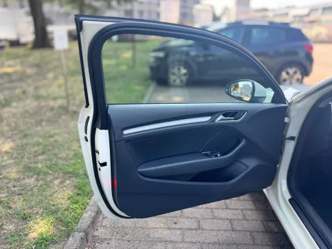 Audi A3 1.6 tdi Ambition - Immagine 21