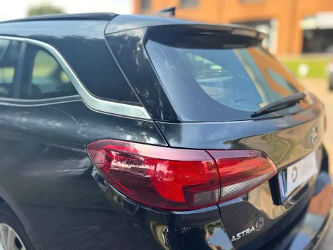Opel Astra Sports Tourer 1.6 cdti Innovation s&s 110cv - Immagine 15