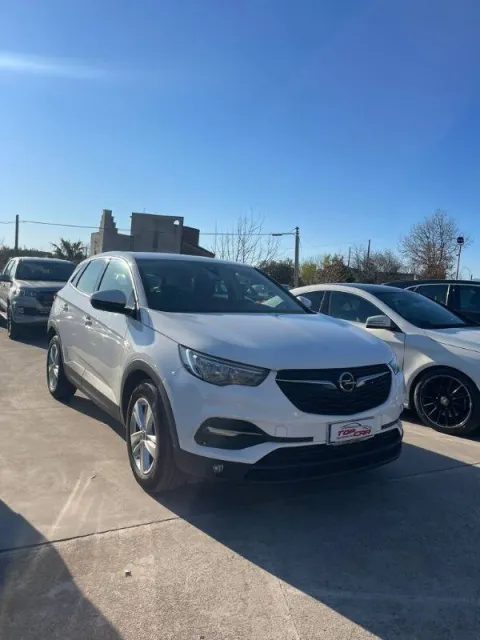 Opel Grandland X 1.5 ecotec Elegance s&s 130cv at8 - Immagine 1