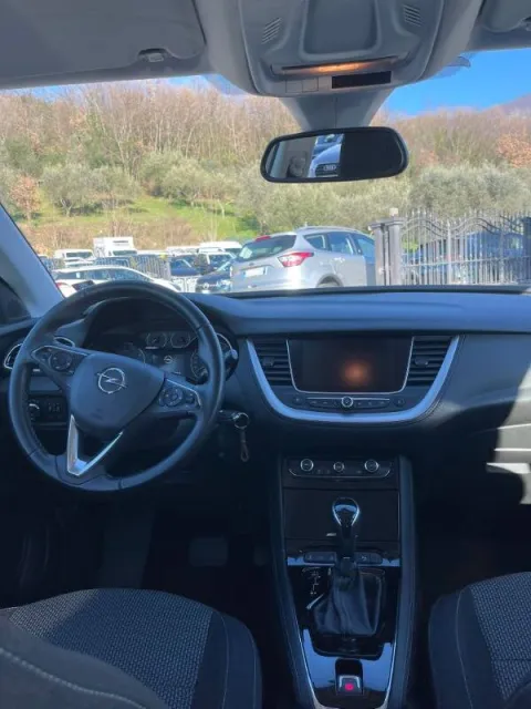 Opel Grandland X 1.5 ecotec Elegance s&s 130cv at8 - Immagine 9