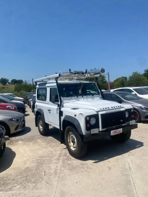 Land Rover Defender 90 2.2 td SE SW - Immagine 3