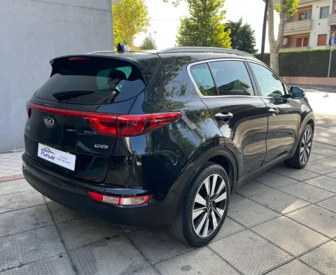 Kia Sportage 1.7 crdi Class Style Pack 2wd 115cv - Immagine 6