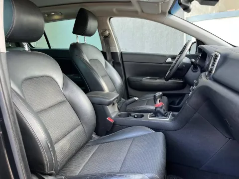 Kia Sportage 1.7 crdi Class Style Pack 2wd 115cv - Immagine 12