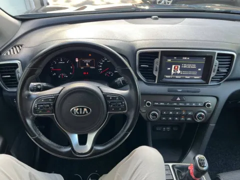 Kia Sportage 1.7 crdi Class Style Pack 2wd 115cv - Immagine 16