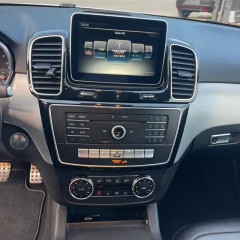 Mercedes GLE 250 d Exclusive Plus 4matic auto - Immagine 17