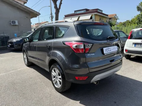 Ford Kuga 1.5 ecoboost Business s&s 2wd 120cv my18 - Immagine 3