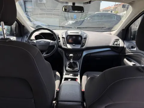 Ford Kuga 1.5 ecoboost Business s&s 2wd 120cv my18 - Immagine 14