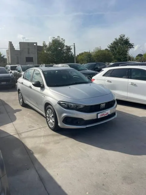 Fiat Tipo 5p 1.0 Life 100cv - Immagine 1