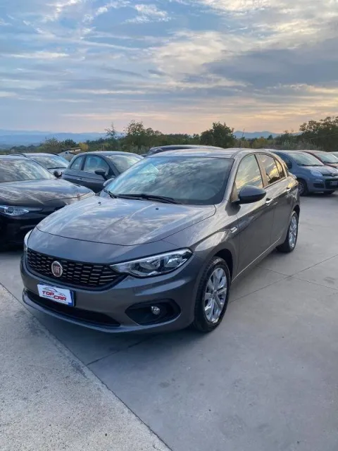 Fiat Tipo 5p 1.4 tjt Lounge Gpl 120cv - Immagine 1