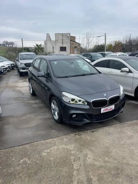 BMW 220d Active Tourer Msport auto - Immagine 3