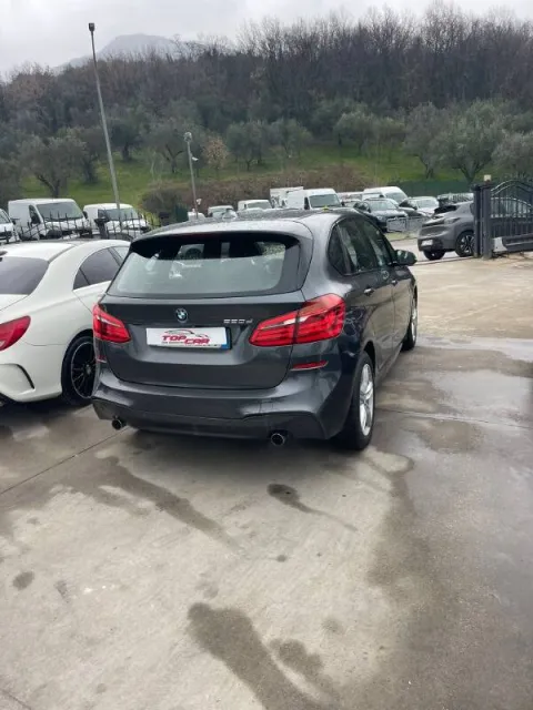 BMW 220d Active Tourer Msport auto - Immagine 6