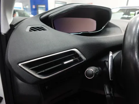 Peugeot 5008 1.5 bluehdi Allure s&s 130cv 7p.ti eat8 my21 - Immagine 19