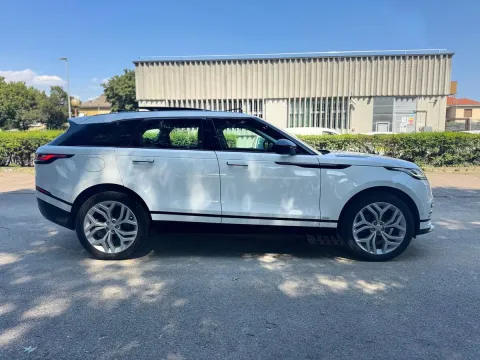 Land Rover Range Rover Velar 2.0d i4 R-Dynamic HSE 240cv auto my19 - Immagine 4
