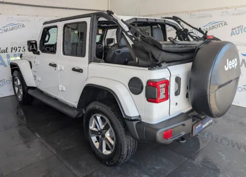 Jeep Wrangler Unlimited 2.2 mjt II Sahara auto - Immagine 13
