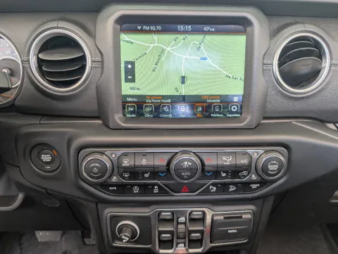 Jeep Wrangler Unlimited 2.2 mjt II Sahara auto - Immagine 16